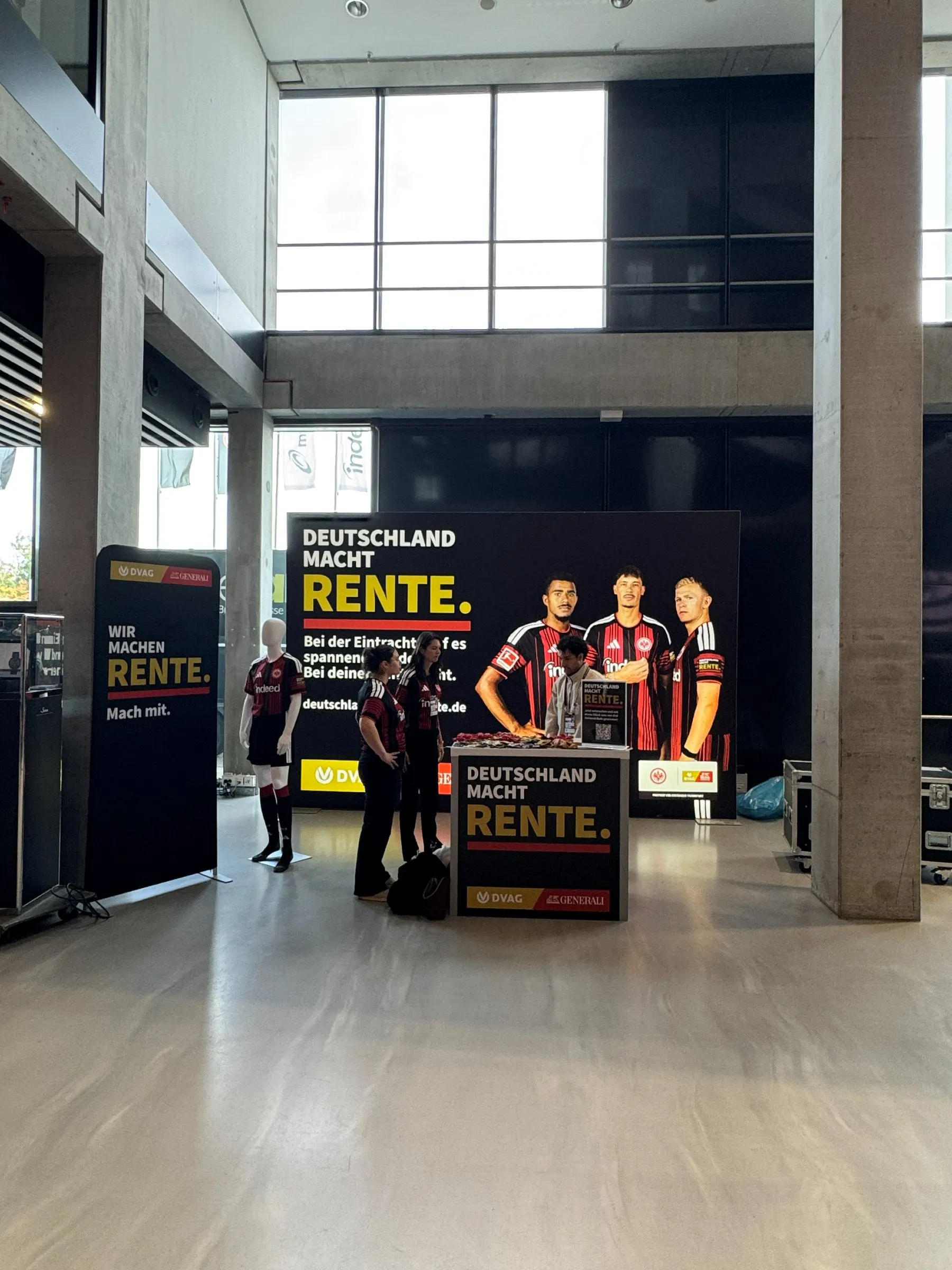 Eintracht – Deutsche Bank Park — Eventbau