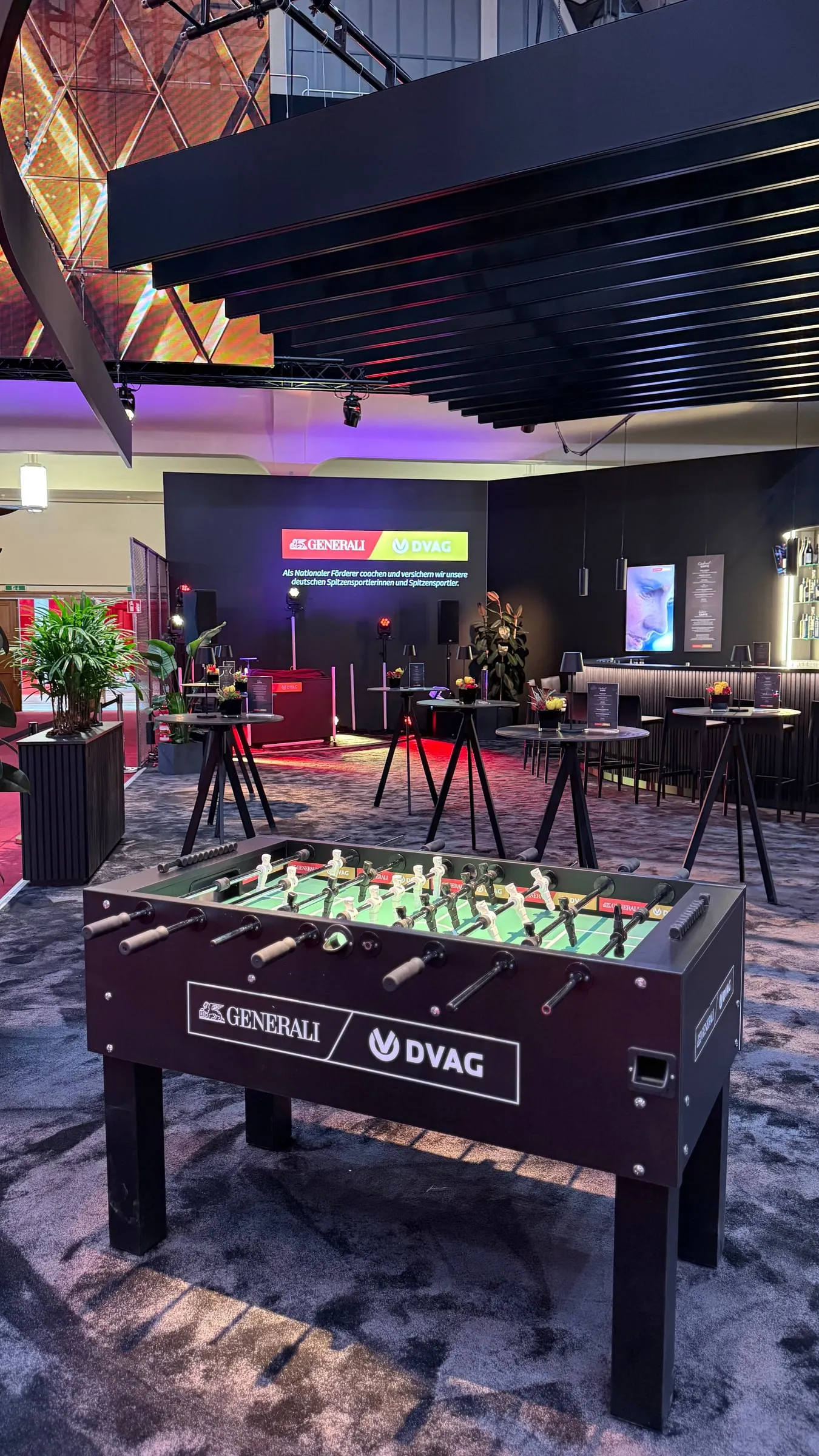 Ball des Sports — Messebau